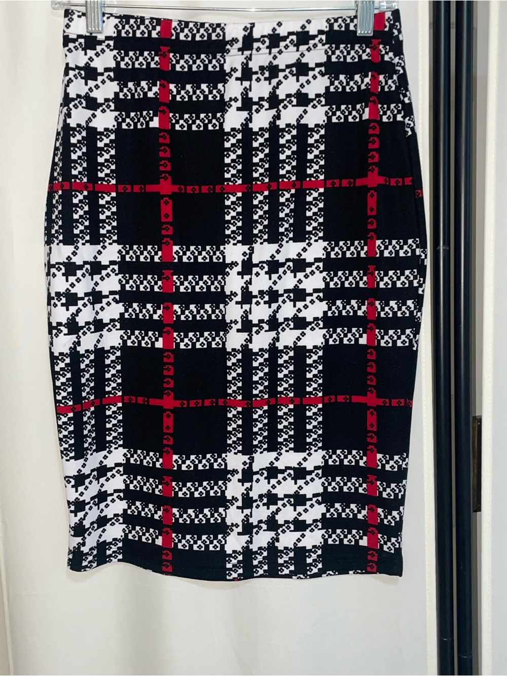 Black and White Plaid Pencil Skirt with Red Accents